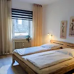Gaestehaus Zeller Altstadt Δωμάτια σε οικογενειακή κατοικία