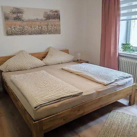 Gaestehaus Zeller Altstadt 홈스테이 첼 안 데어 모젤