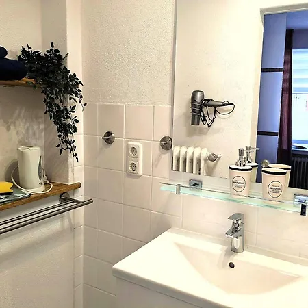 Gaestehaus Zeller Altstadt * 첼 안 데어 모젤