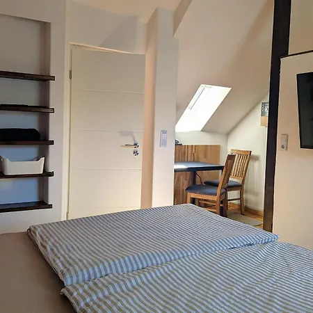 منزل للإقامة Gaestehaus Zeller Altstadt زيل ان دير موسل