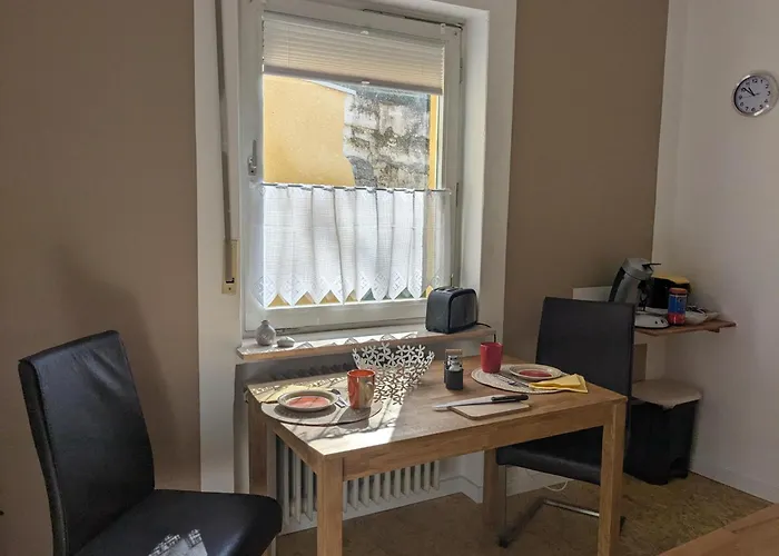 Gaestehaus Zeller Altstadt 홈스테이 첼 안 데어 모젤